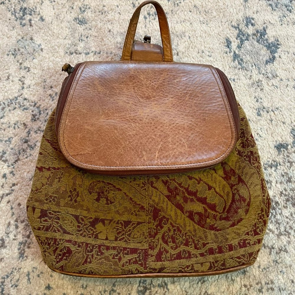 J. Jill | VTG Sling Bag / Backpack Adjustable Brown Distressed Leather Paisley